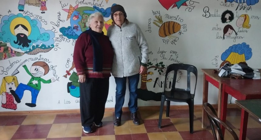 Caritas Urdampilleta: Visitamos con Radio Urdampilleta, a Irma Pardo y Estela Cernadas